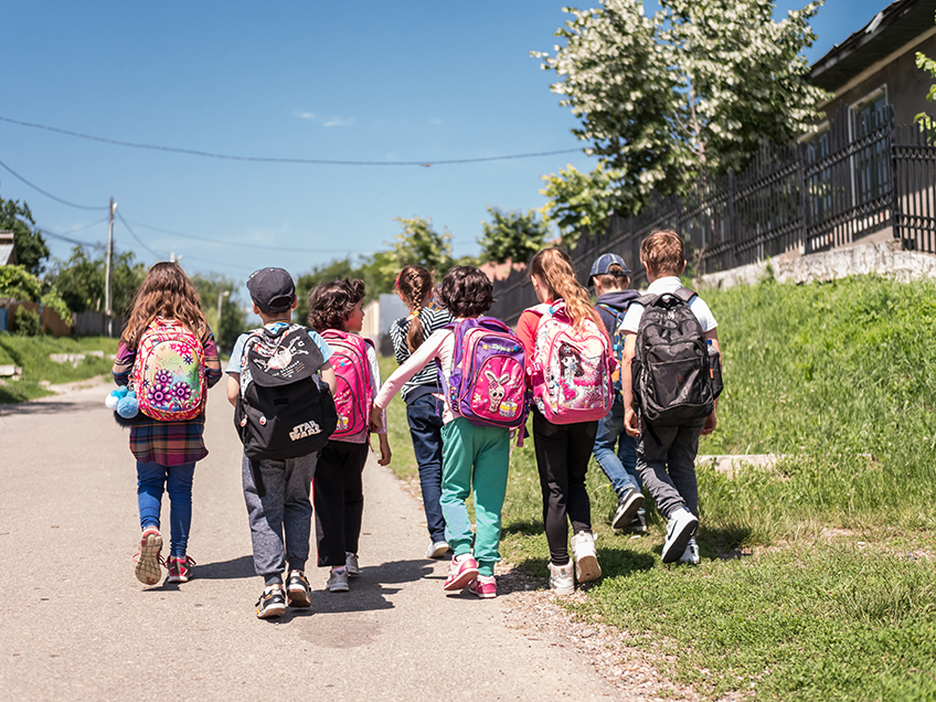 JYSK si UNICEF viziteaza comuna Horgesti