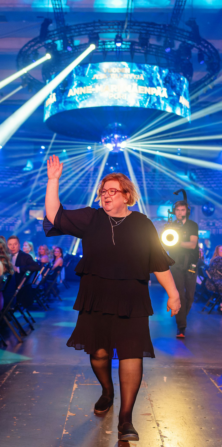 Vuoden yritystili-myyjä