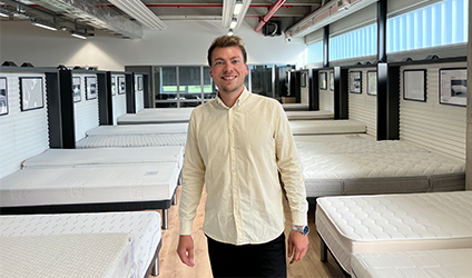 JYSK employee