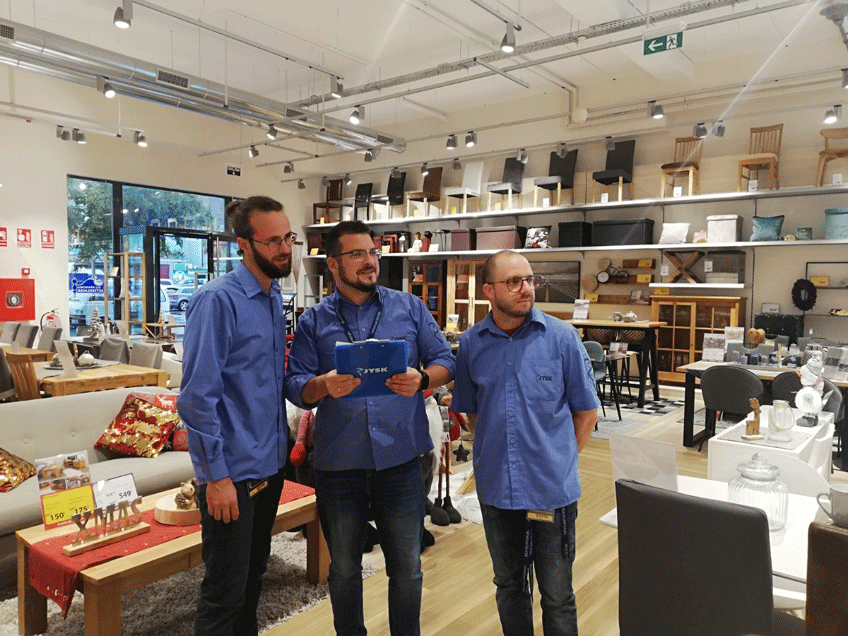Diego Palomeque, Store Manager