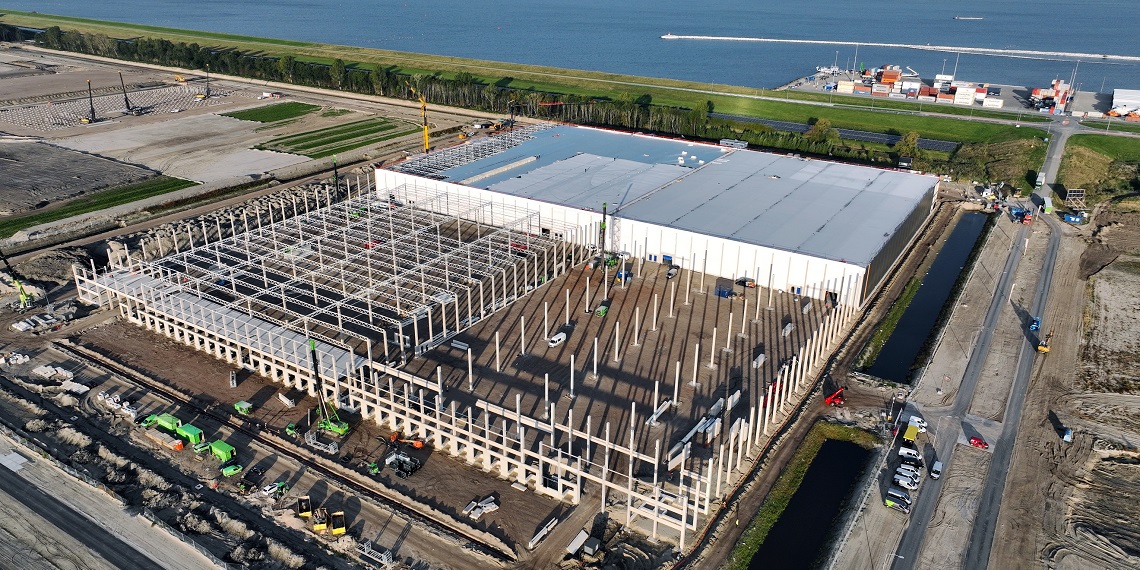 Het forwarded DC in Lelystad gezien vanuit de lucht