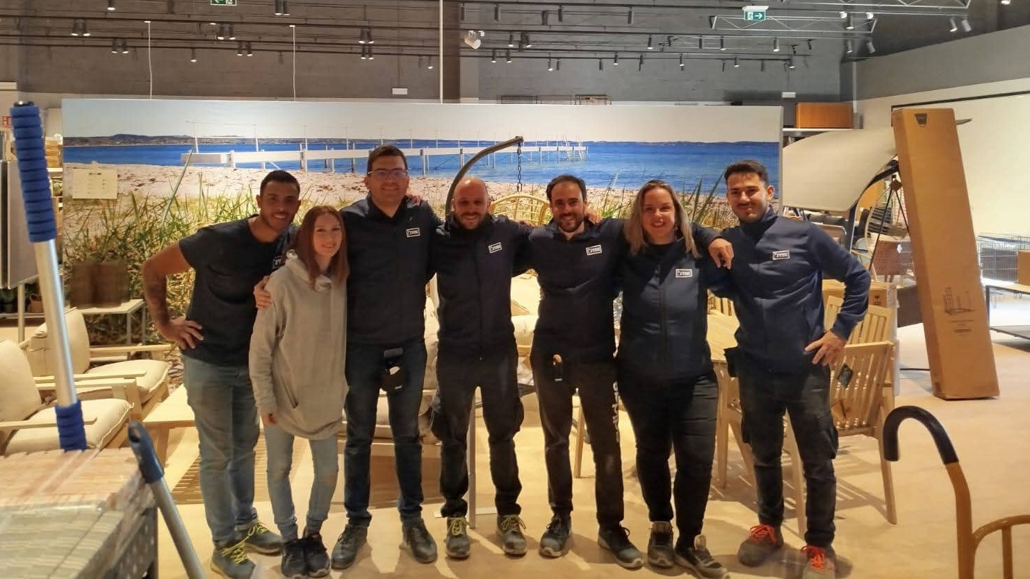 Az E-Team és a Retail újjáépíti az egyik valenciai üzletet az árvíz után