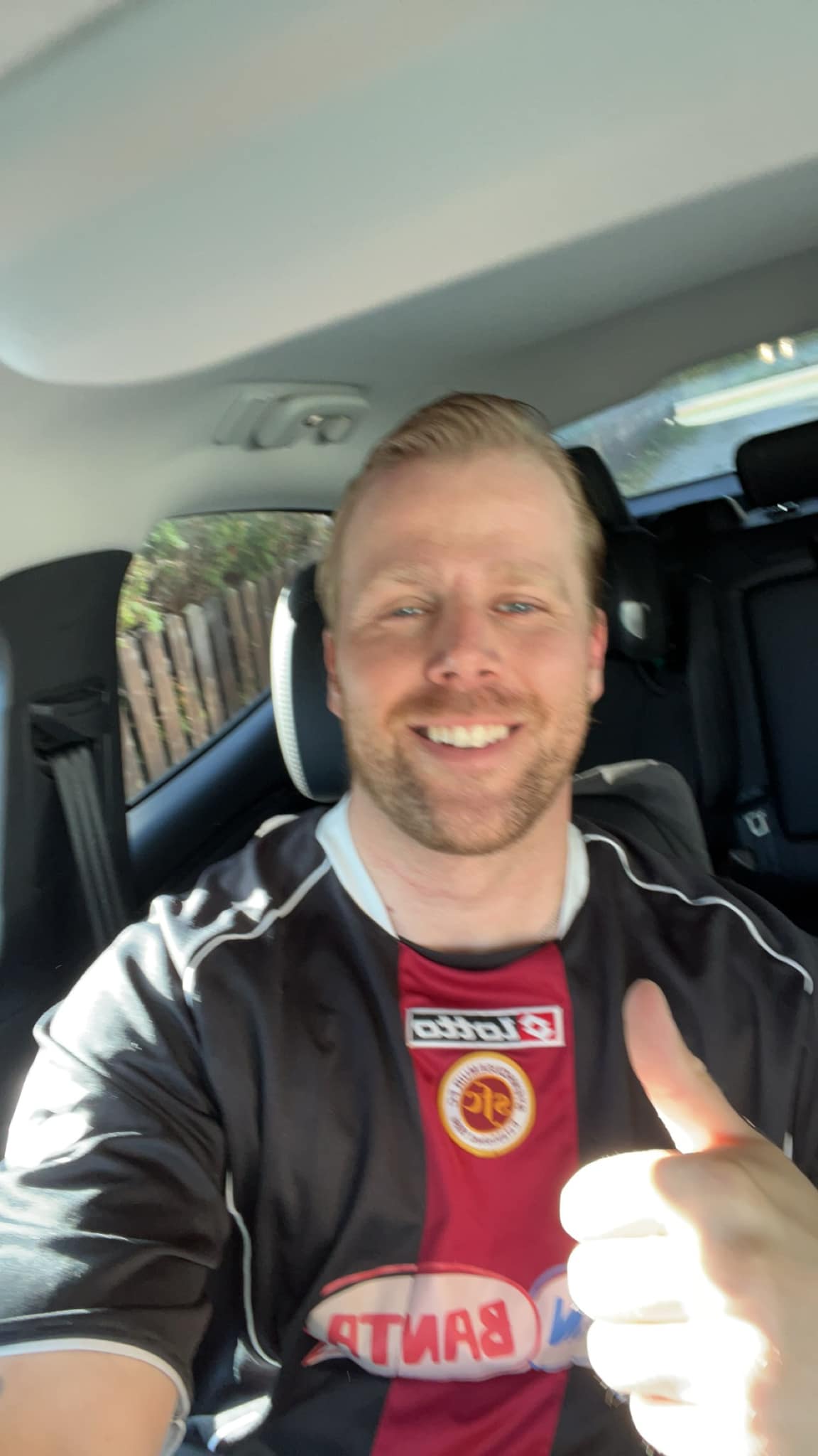 FotballtrøyeFredag24