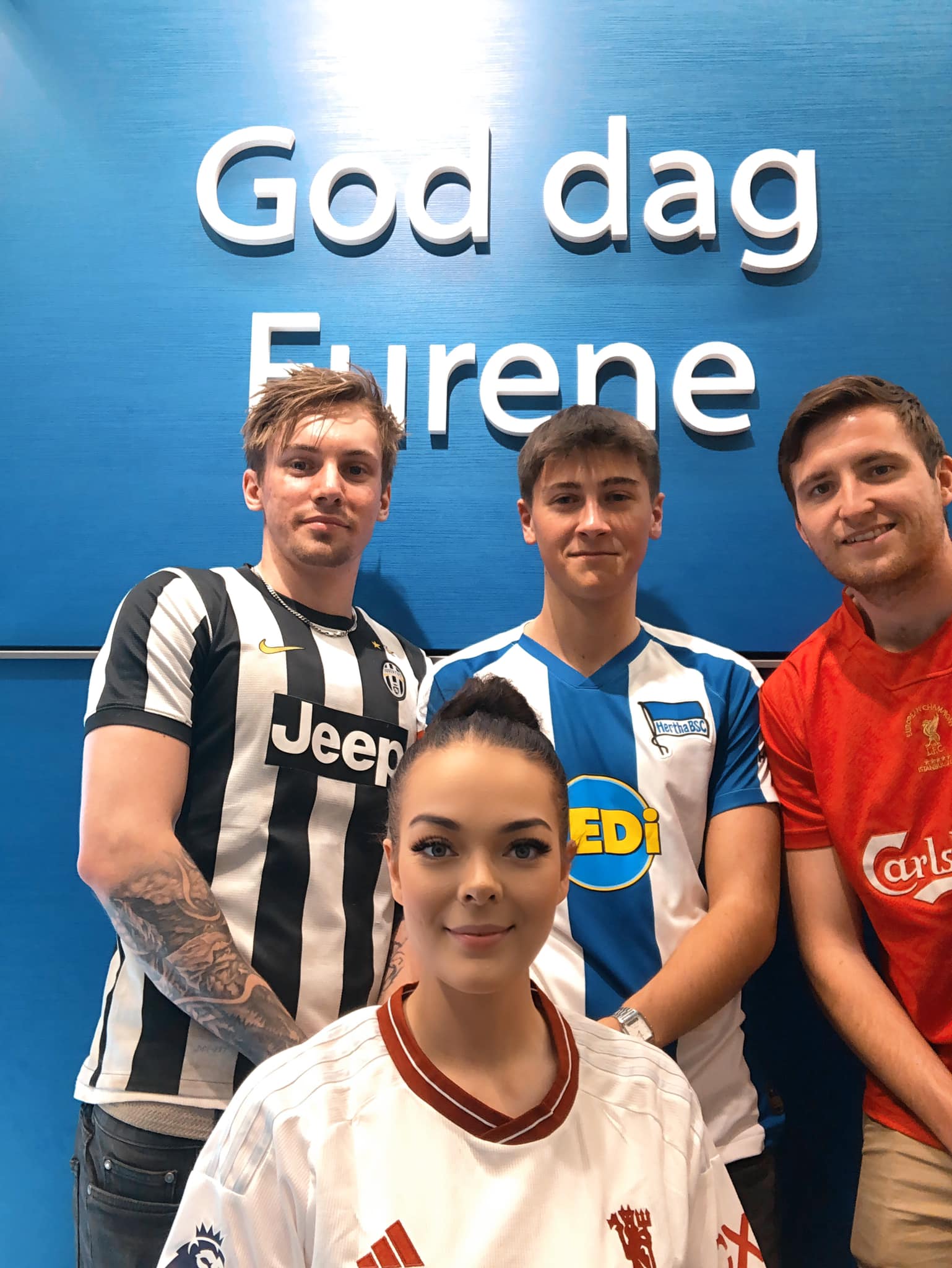 FotballtrøyeFredag24