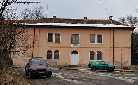 House for adults with sensory disorders in the town of Pirdop,