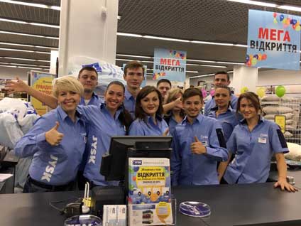 Julija Ketner a munkatársaival