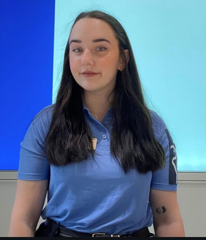 Laura-Maria ist Verkäuferin in Bochum
