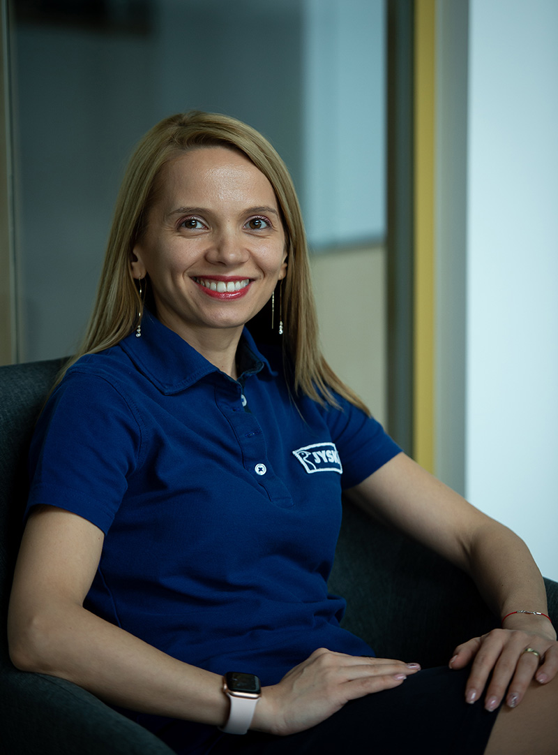 Simona Carp, HR Manager