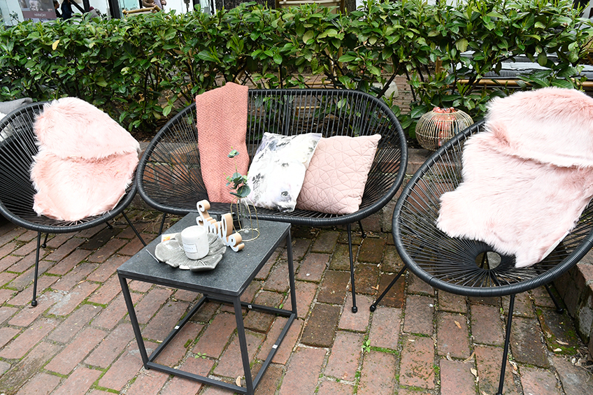 Garden set-ul with UBBERUP lounge set