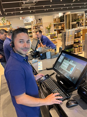 Los equipos de Guia-Albufeira preparados para el lanzamiento del Comercio Unificado en su tienda