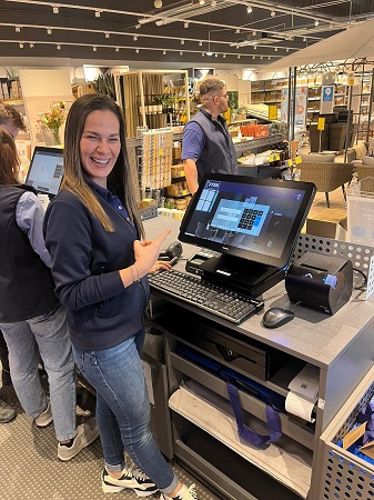 Los equipos de Guia-Albufeira preparados para el lanzamiento del Comercio Unificado en su tienda