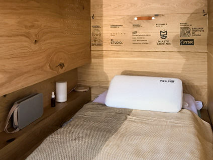 Ïnside sleep van