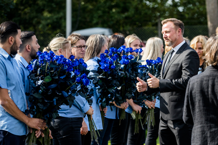 Jacob Brunsborg sa JYSKovim zaposlenima