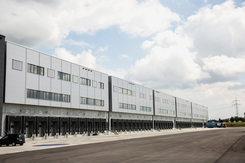 New distribution centre DBL