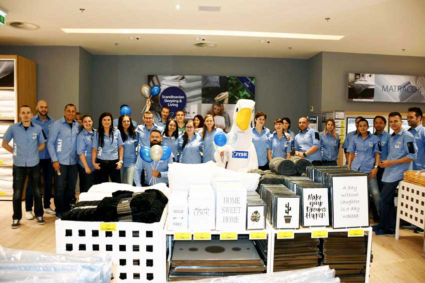 Staff city store Arkad