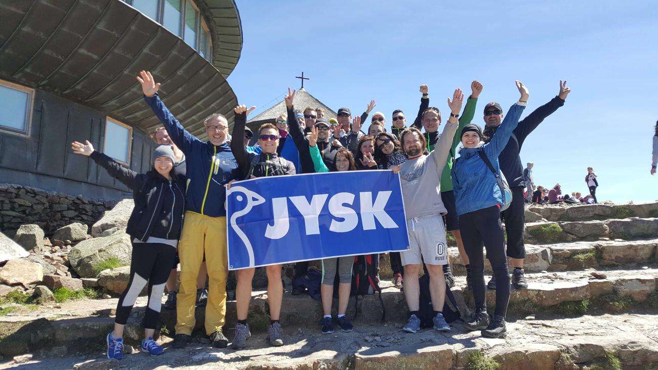 Czech and Slovak colleagues climb the highest mountain.