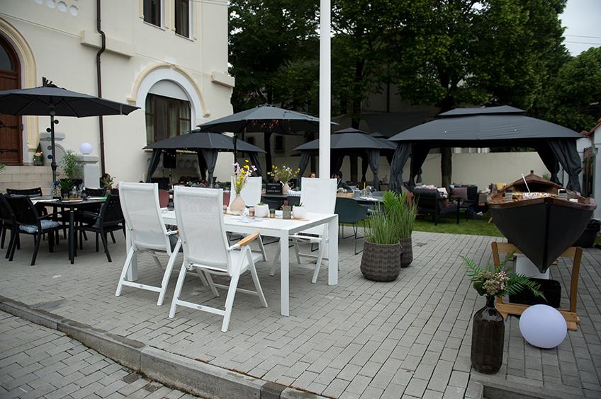 Lansarea colecției de mobilier de grădină JYSK