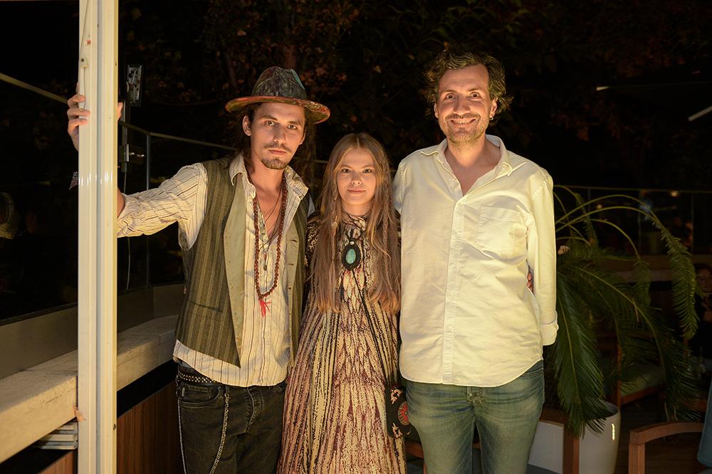 Alex Bratu, Country Manager JYSK, împreună cu Johnny Depp