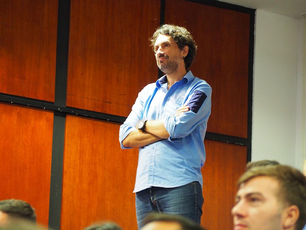 Alex Bratu, Country Manager