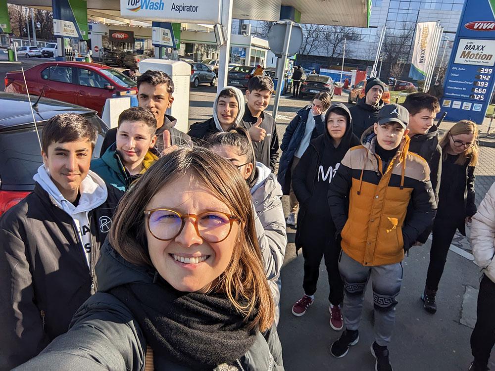 Copiii de clasa a VIII-a în vizită în București