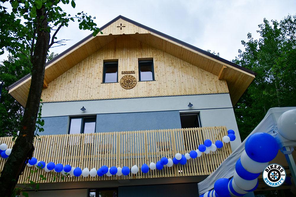 Cabanei cu observator astronomic de la Nucșoara