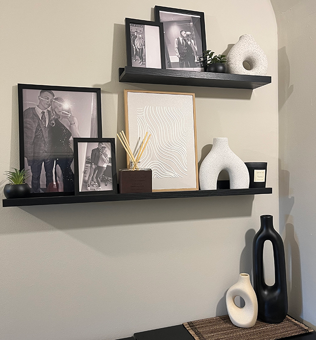 The corner for the donut vases 