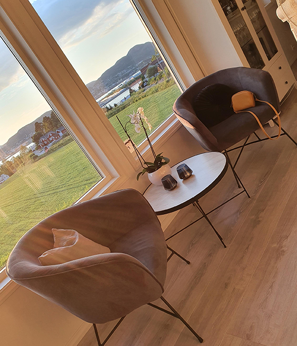 The FAUSING armchairs