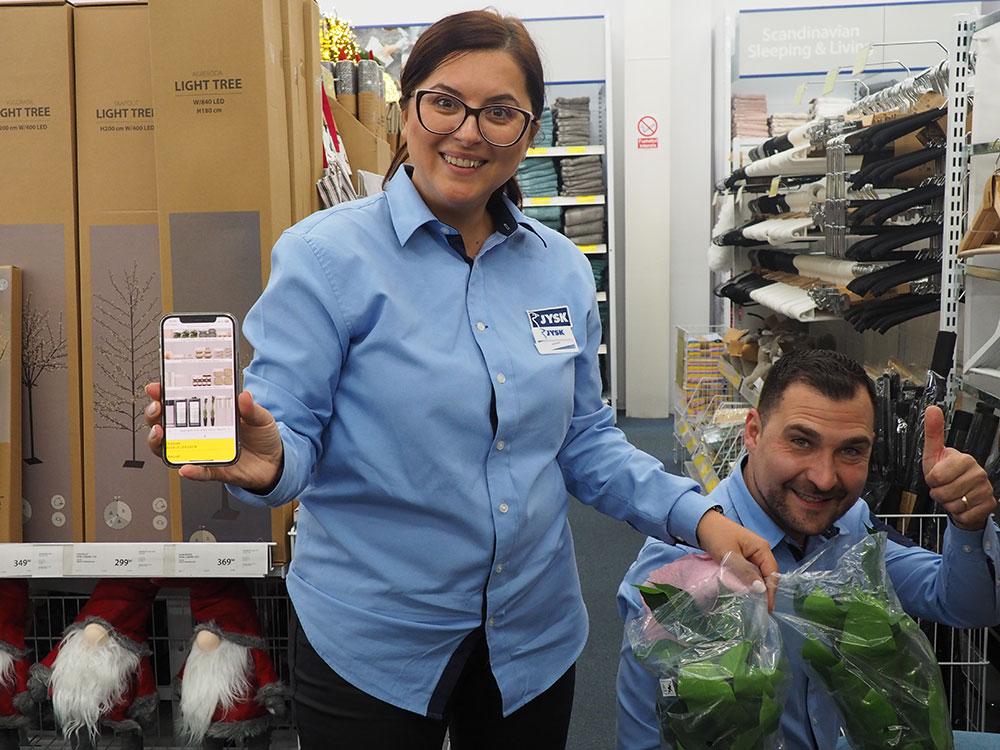 Johanna Chivaran, HR Manager, și Marian Radu, Retail Manager