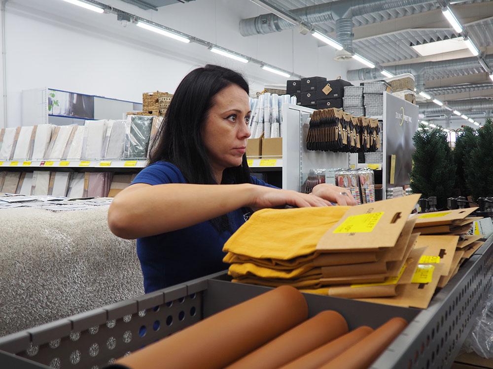 Andreea Zahanagiu, Retail Manager