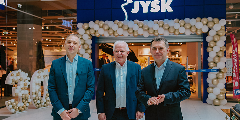 Rami Jensen, Mikael Nielsen and Piotr Padalak ready for the grand opening.