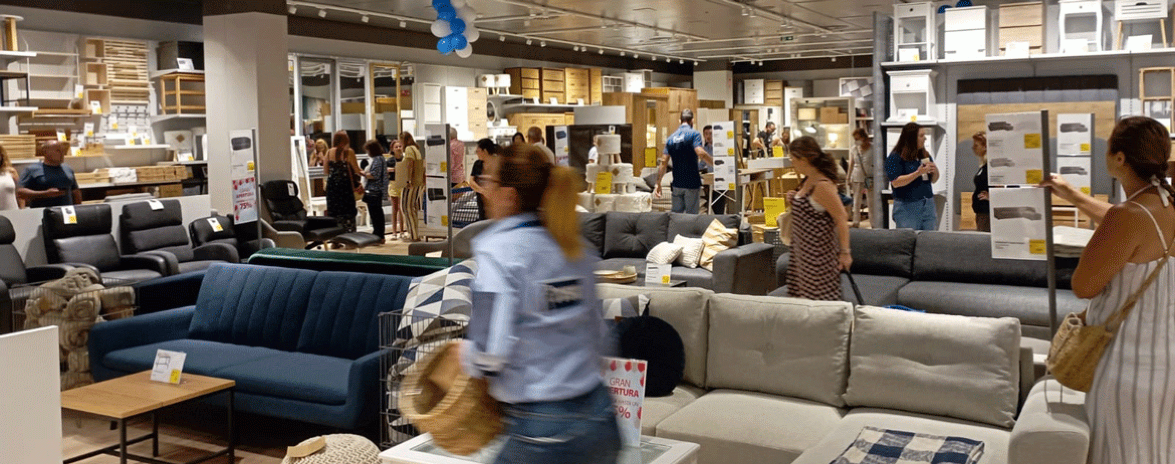Spain 100 stores