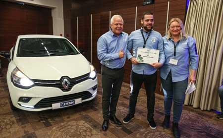 JYSK car