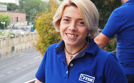 Faceți cunoștință cu unul dintre cei 3000 de Store Manageri JYSK: Miruna Crudu