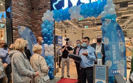 250 stores in Poland